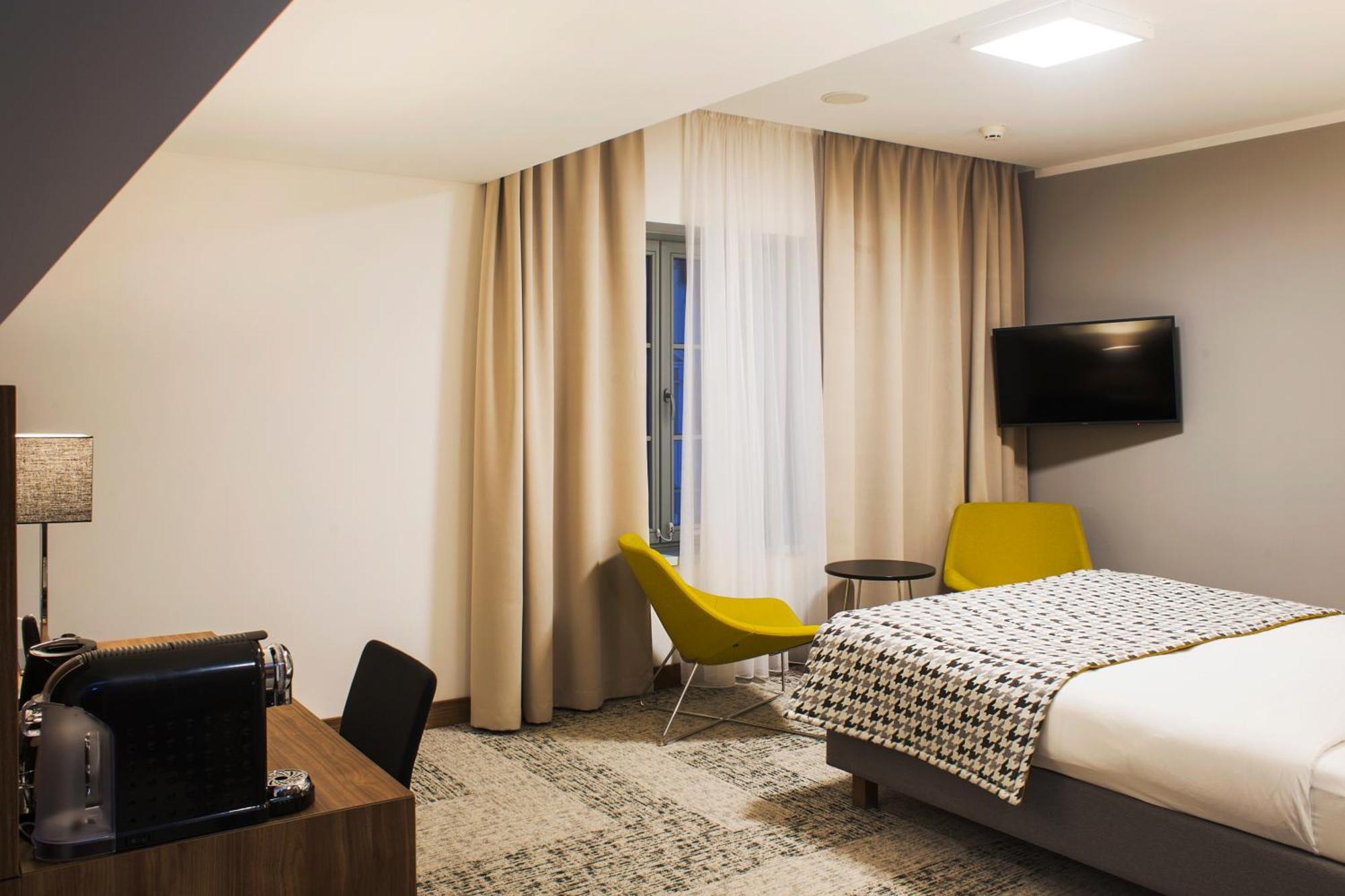 Ibb Hotel Gdansk Luaran gambar